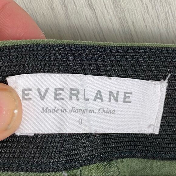Everlane | Olive Green Cotton Twill Side Zip Ankle Pant Size 0 - Picture 7 of 8